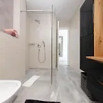 Apartman Oranz *