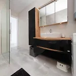 Oranz * Banjole