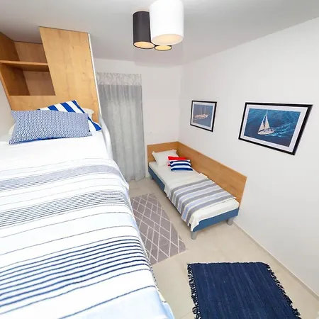 Oranz Apartment *