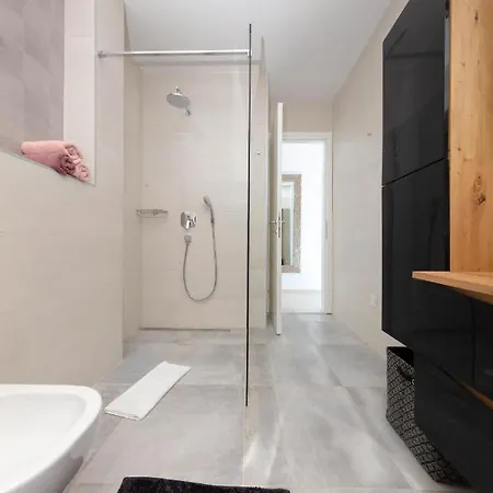 Apartment Oranz *